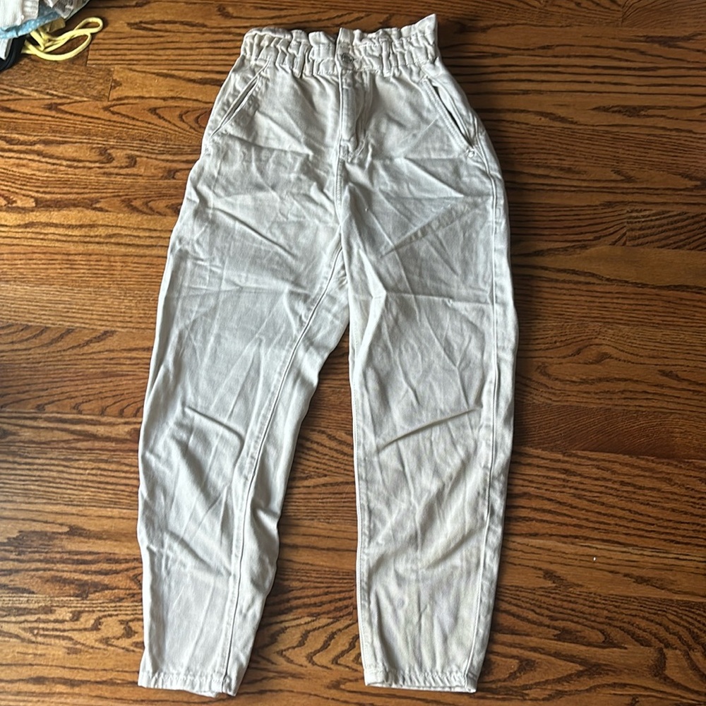 tan zara jeans